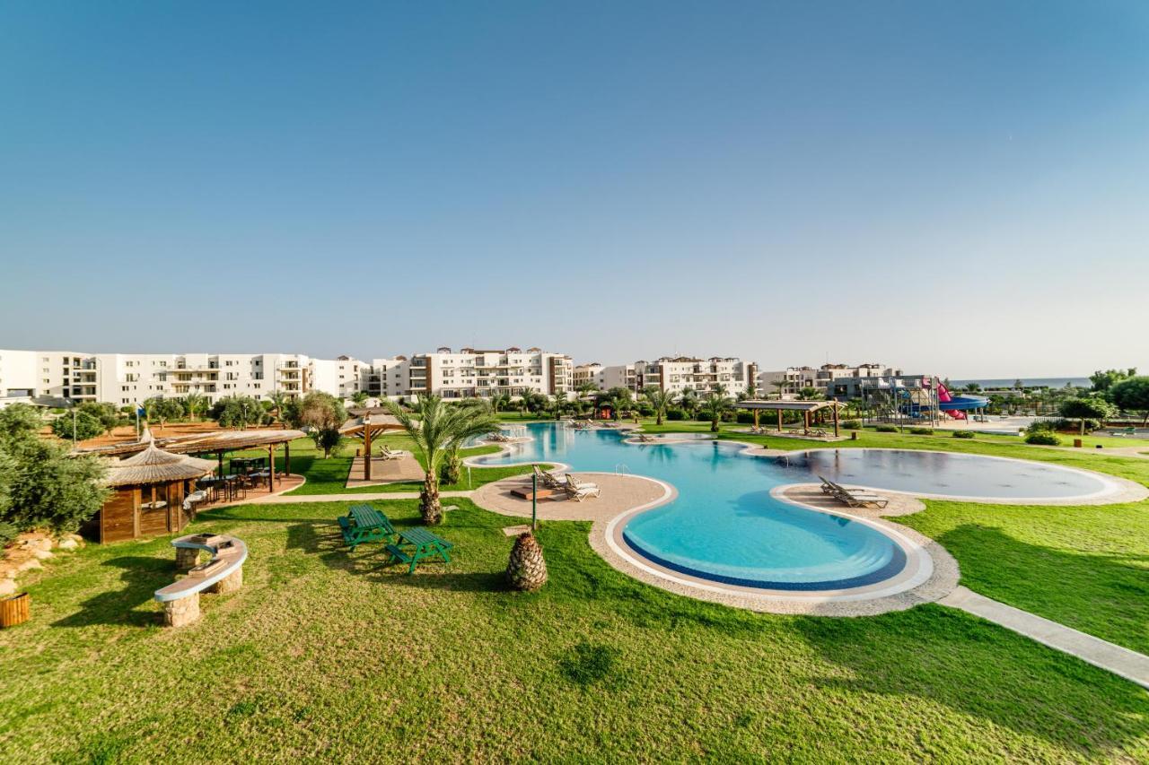 Thalassa Beach Resort & Spa Retreat Vokolidha Bagian luar foto