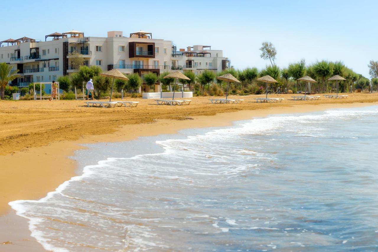 Thalassa Beach Resort & Spa Retreat Vokolidha Bagian luar foto