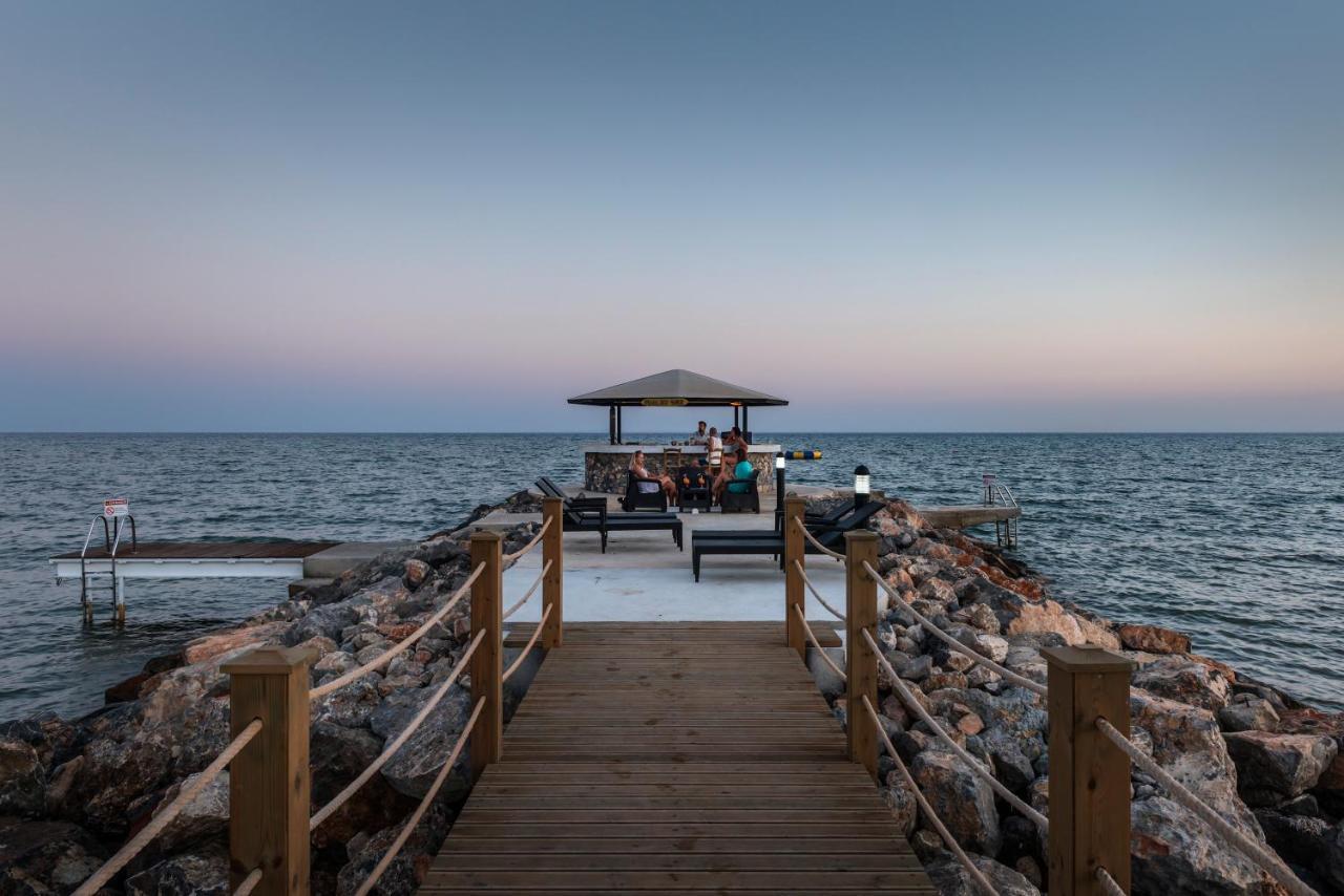 Thalassa Beach Resort & Spa Retreat Vokolidha Bagian luar foto