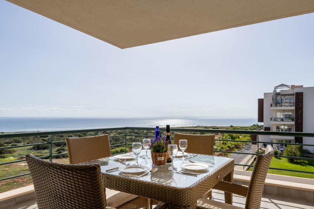 Thalassa Beach Resort & Spa Retreat Vokolidha Bagian luar foto